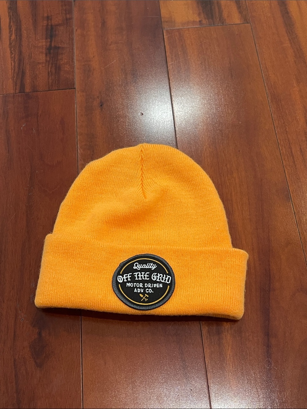 OFF THE GRID BEANIE BRIGHT ORANGE